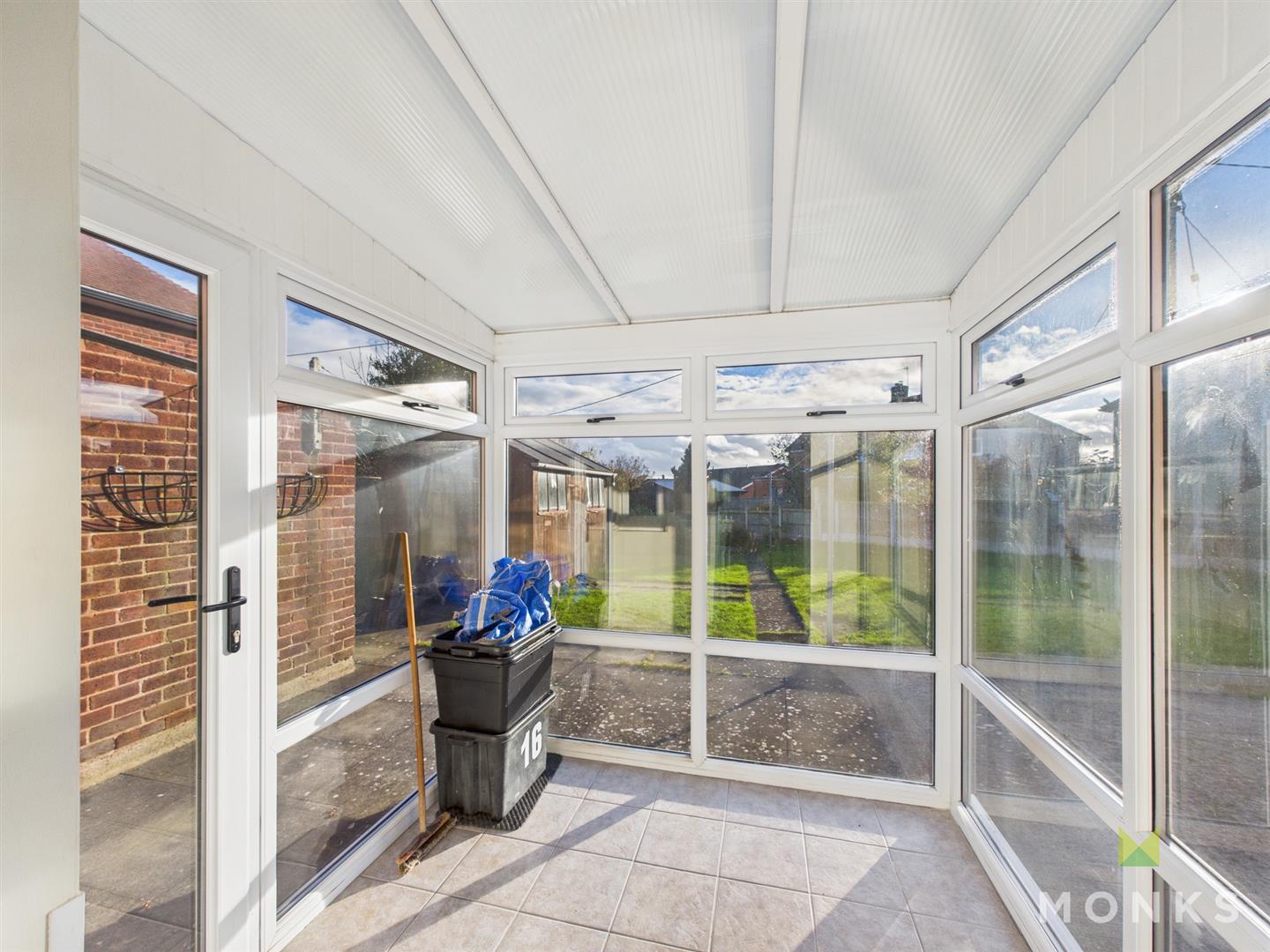 16 Glebelands, Shrewsbury, SY4 4JT For Sale